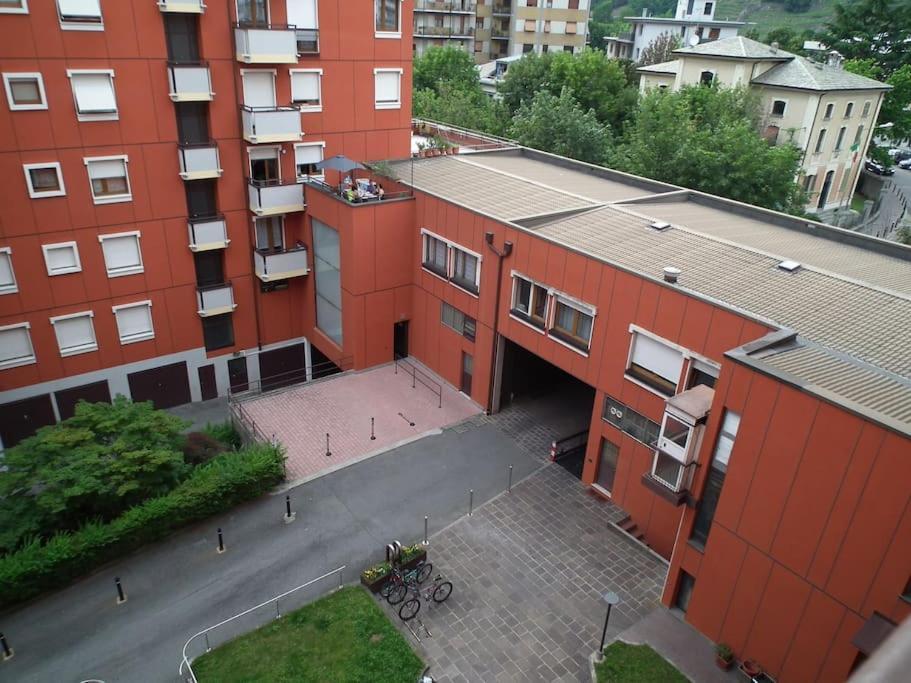 La Casa Di Gio Lägenhet Tirano Exteriör bild
